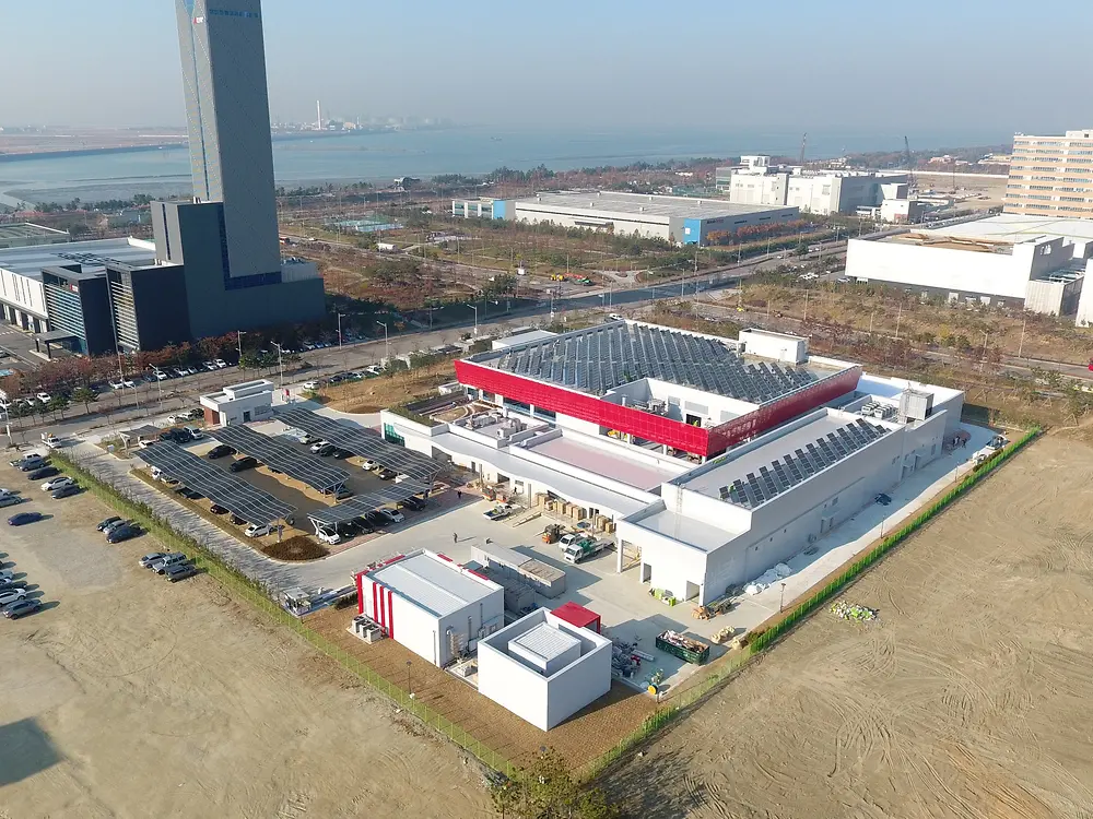 Das neue High-Tech-Werk für Elektronikanwendungen wird die erste Produktionsstätte innerhalb der chemischen Industrie in Südkorea werden, die mit der LEED Gold Zertifizierung ausgezeichnet werden wird.