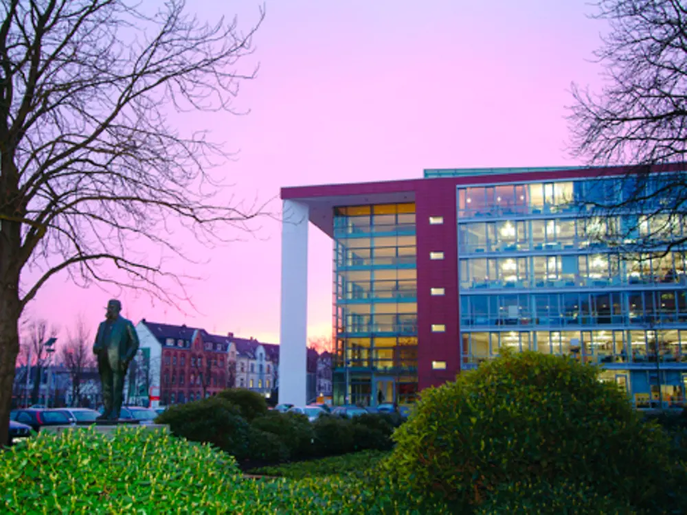 Verwaltungsgebäude am Standort in Düsseldorf (Deutschland)