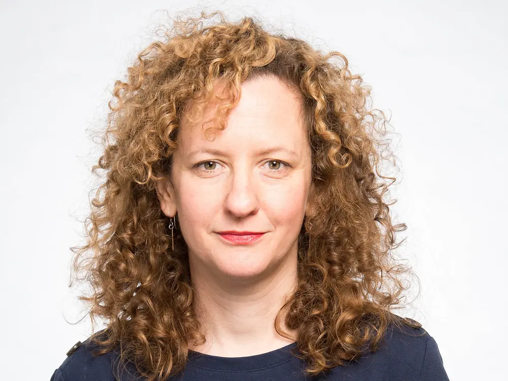 Brandi Schuster, Head of Market and Customer Activation für Henkel Packaging Adhesives 