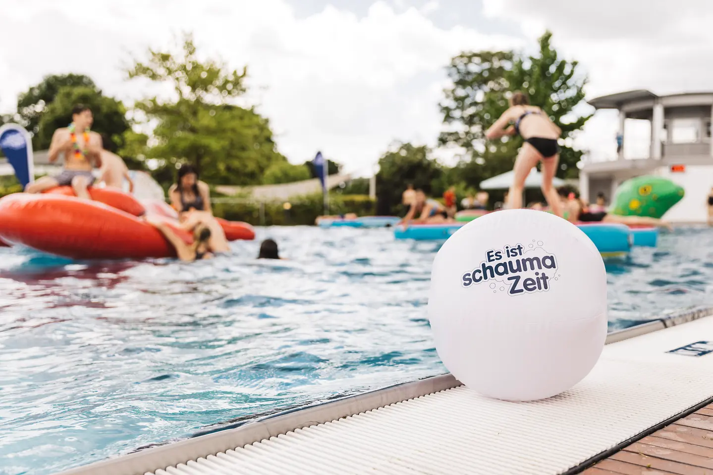 Schauma feierte den Family Day im ARRIBA Erlebnisbad Norderstedt 