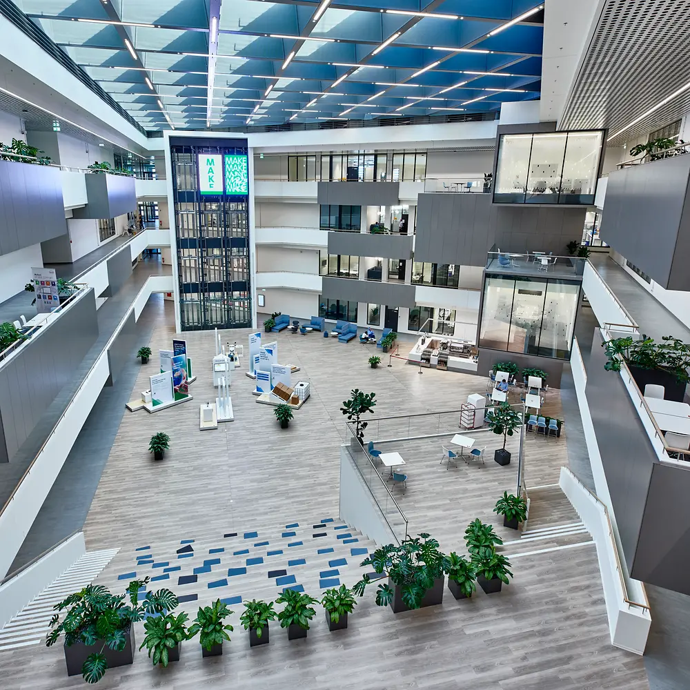 photo-inspiration-center-duesseldorf-atrium-04