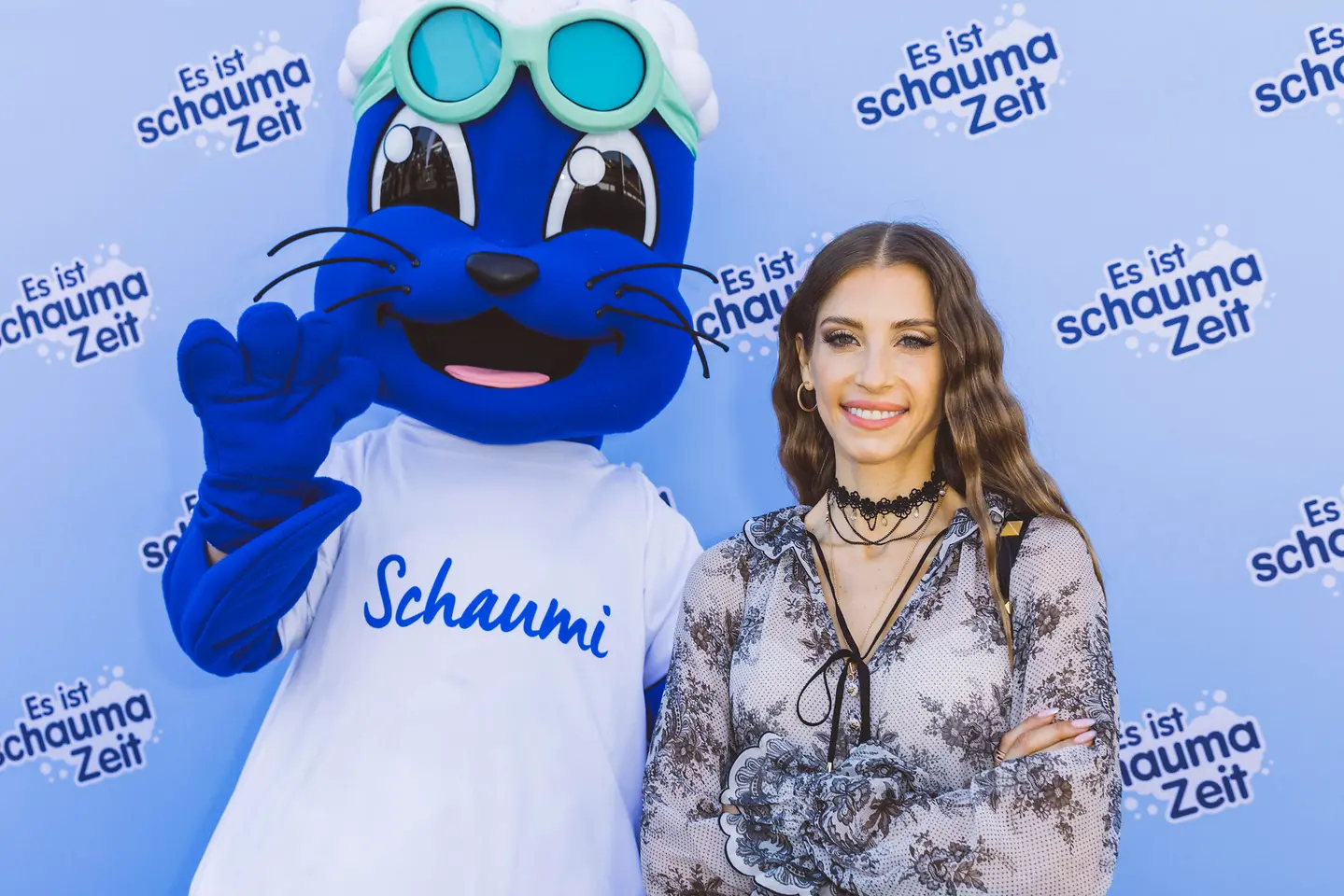 Schauma Family Day im AQUApark Oberhausen: Stargast Moderatorin und Mutter Cathy Hummels