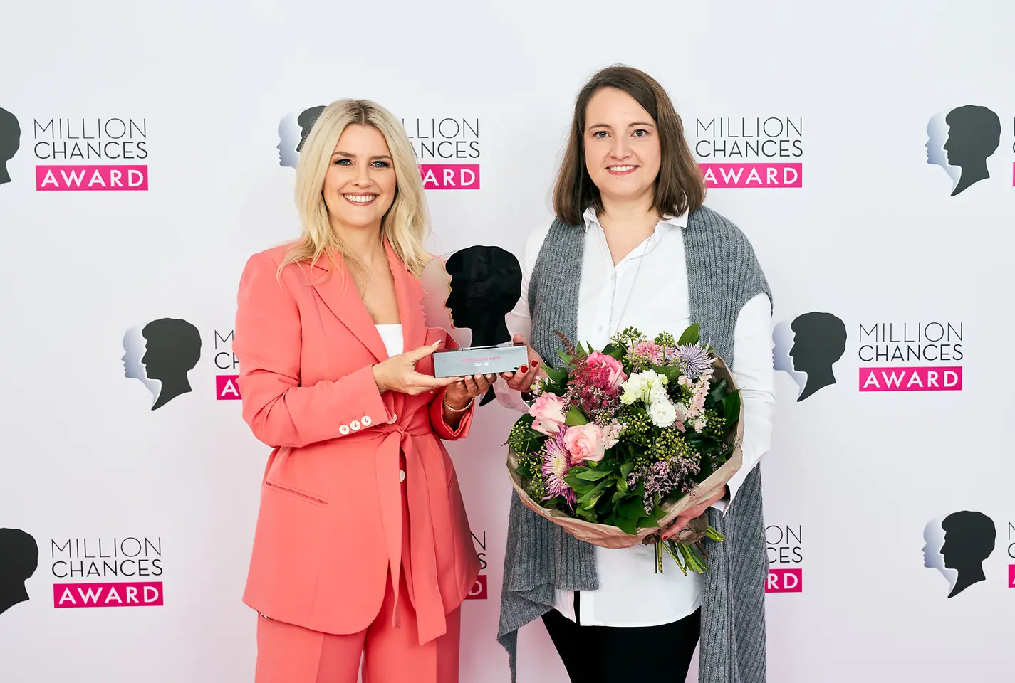 
Jennifer Knäble mit Initiative MomPreneurs Kerstin Mader