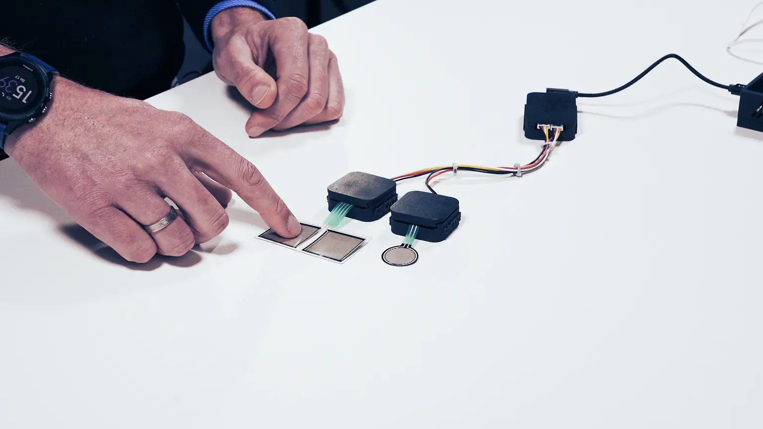 
Das Sensor INKxperience Kit bietet IoT-Ingenieuren die Möglichkeit, die Potenziale von gedruckter Elektronik für die Entwicklung neuer Sensorlösungen zu erforschen und zu testen.