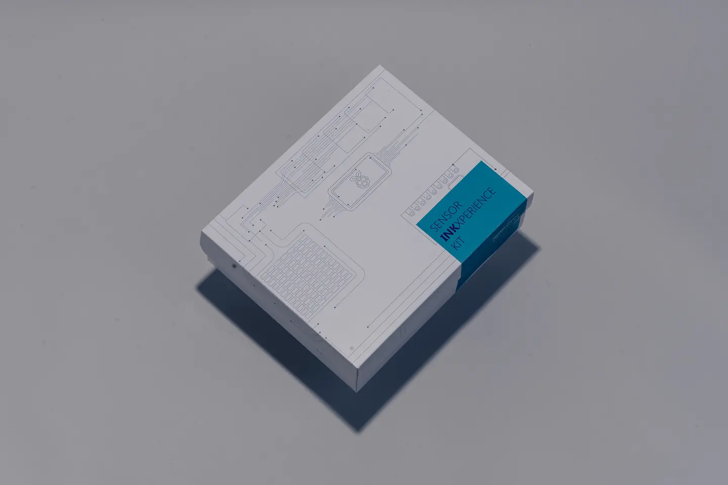 
Das INKxperience Kit enthält vier verschiedenen gedruckte Sensoren und bietet eine vorkonfigurierte und sofort einsatzbereite Lösung für Technologietests und erstes Prototyping. Interessierte können so direkt am Henkelstand erste Ideen testen.
