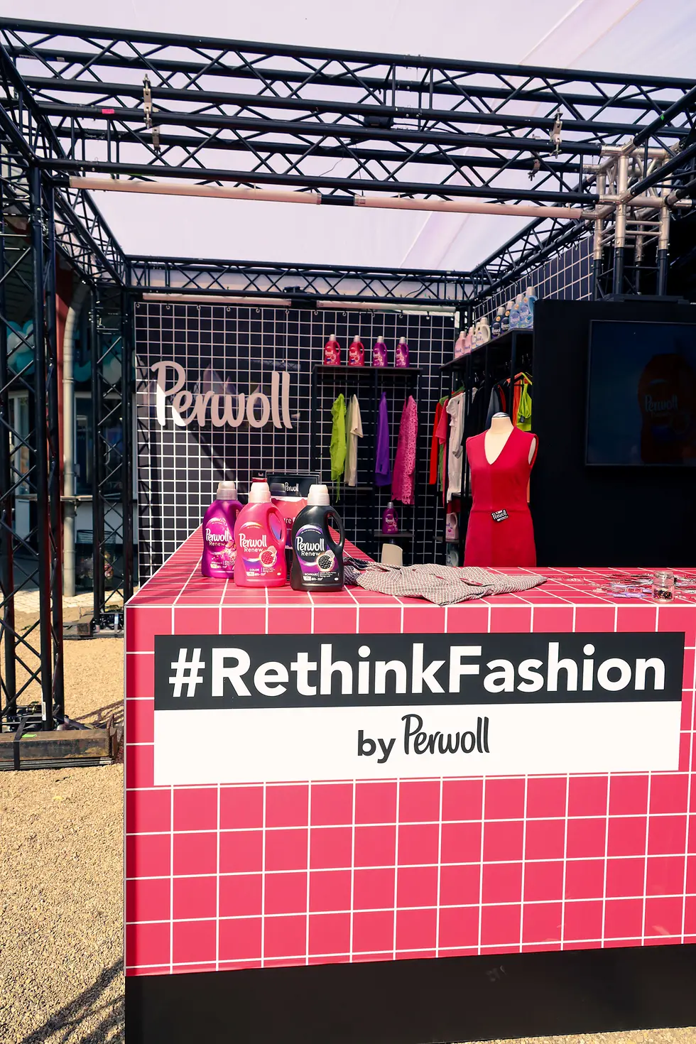Perwoll - Thriftpark Festival