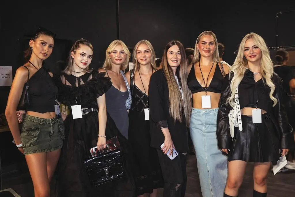 Perwoll präsentiert Laufsteg-Looks auf der Berlin Fashion Week