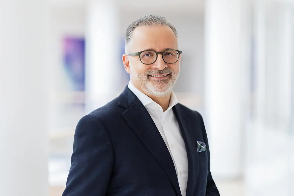 
Carsten Knobel