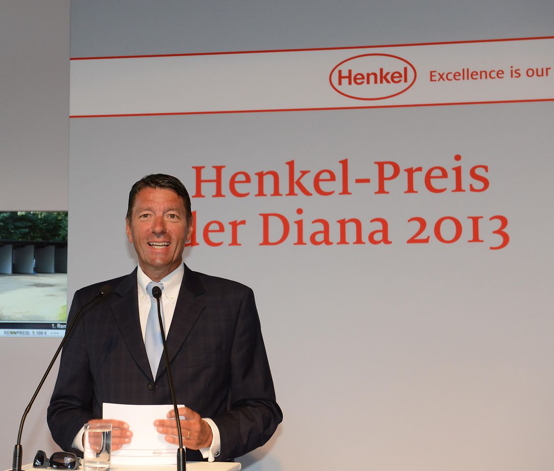 Kasper Rorsted, Vorstandsvorsitzender von Henkel, begrüßte die Gäste in der Henkel-Lounge
