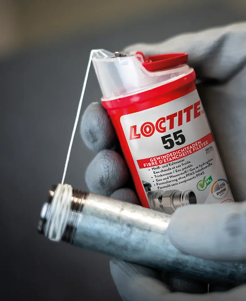 
Loctite 55 ist die führende Gewindedichtungslösung für Wasser-, Gas- und Heizungsinstallateure.
