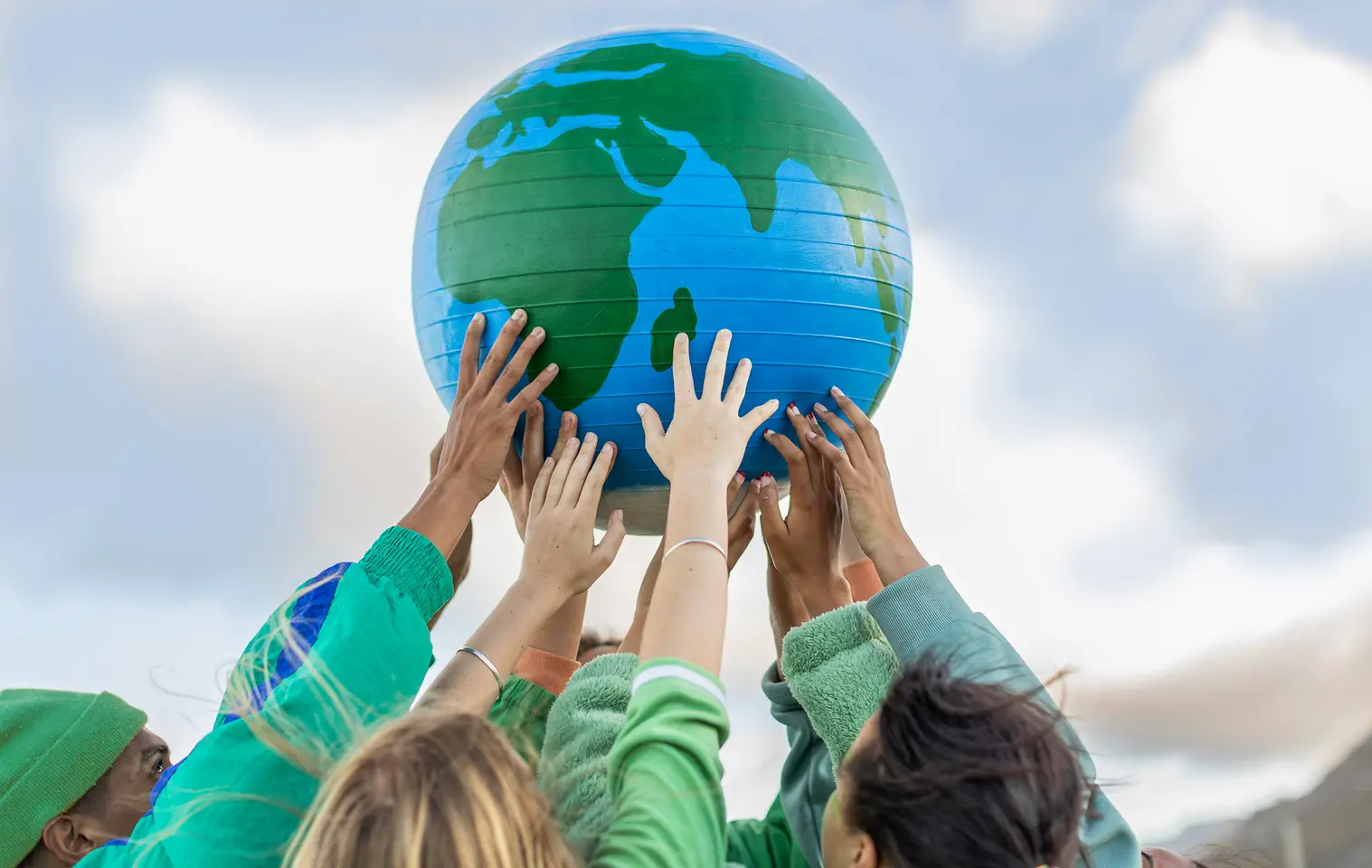 
Henkel hat sich das Ziel gesetzt, bis 2045 weltweit Net-Zero erreichen.