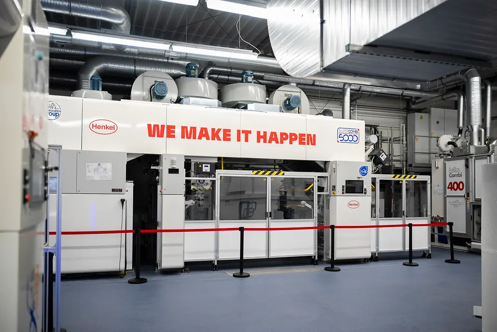 
Die neuen Maschinen ermöglichen moderne Testkapazitäten unter State-of-the-Art Produktionsbedingungen.