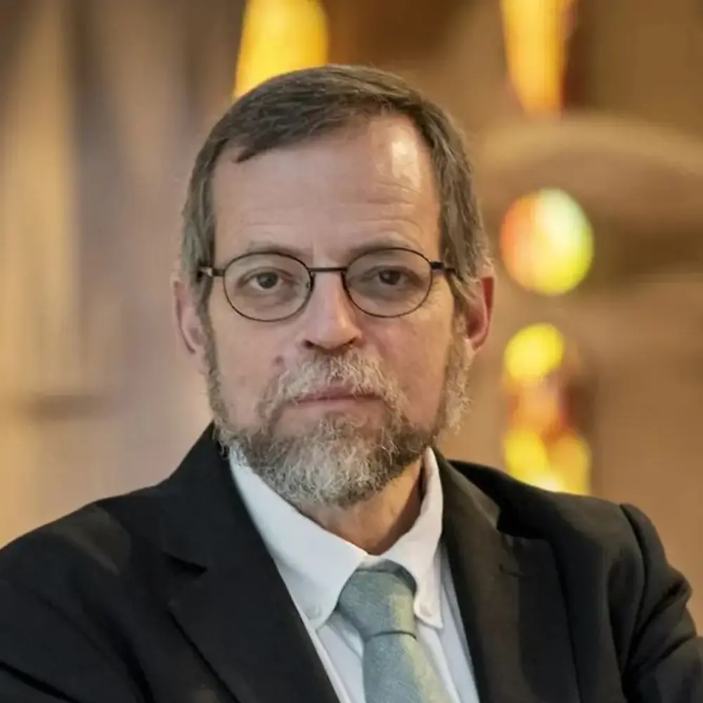 Porträtfoto von Jordi Faulí, Leitender Architekt der Sagrada Familia