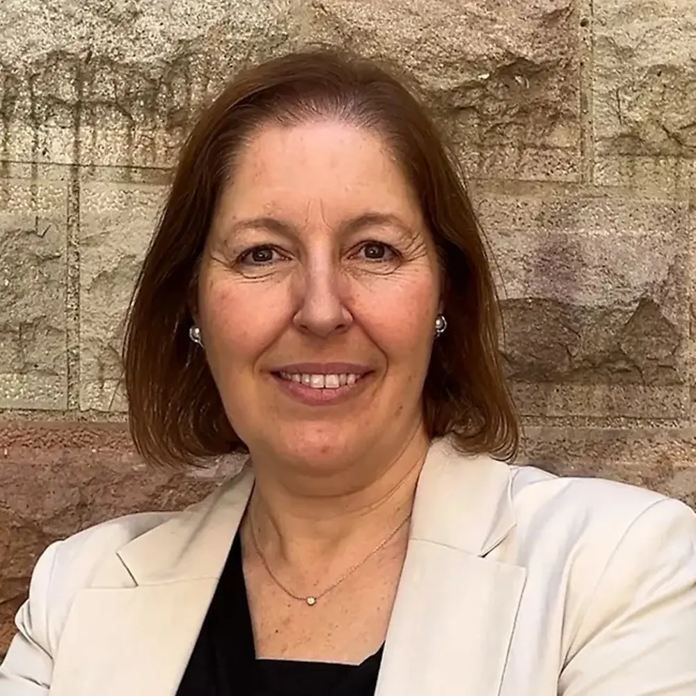 Porträtfoto von Begoña Cantera, Territory Sales Engineer bei Henkel 
