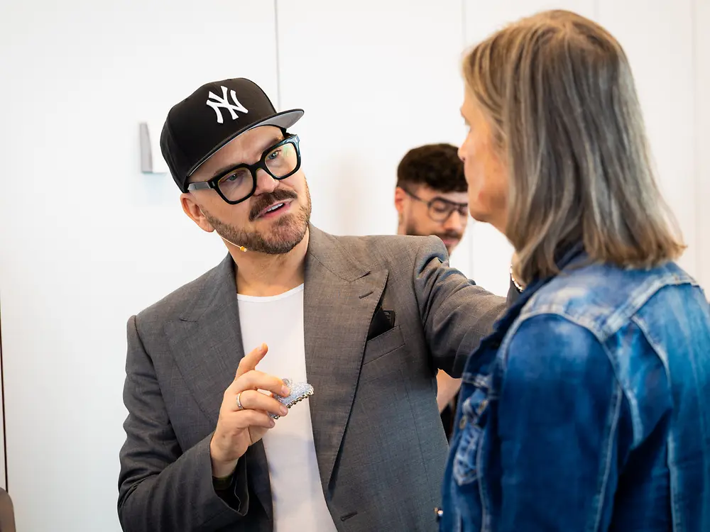 
Styling-Experte Armin Morbach gab den Festivalgästen Einblicke in aktuelle Haartrends.