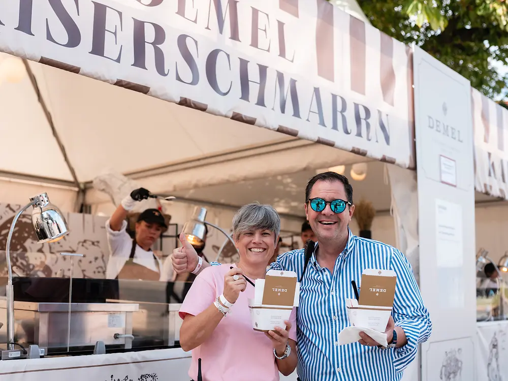 
Fünf Food Courts und drei Themenrestaurants boten den Gästen eine vielfältige Auswahl an kulinarischen Angeboten.