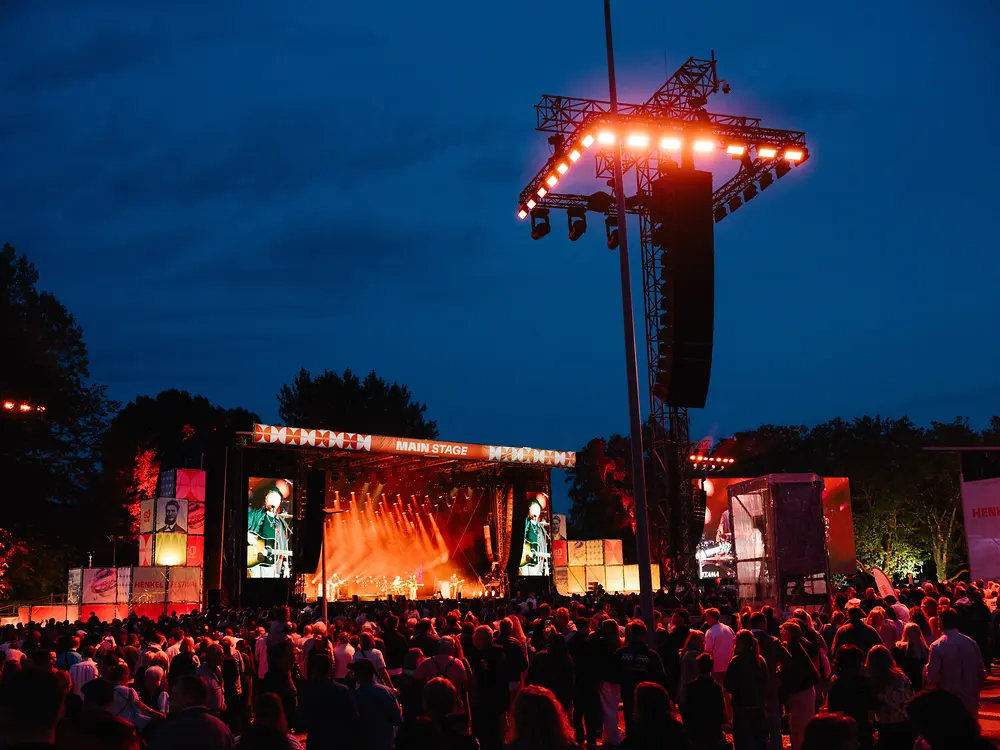 
Das eigens für das Jubiläum konzipierte Gemeinschaftskonzert bildete den emotionalen Höhepunkt des Festivals.