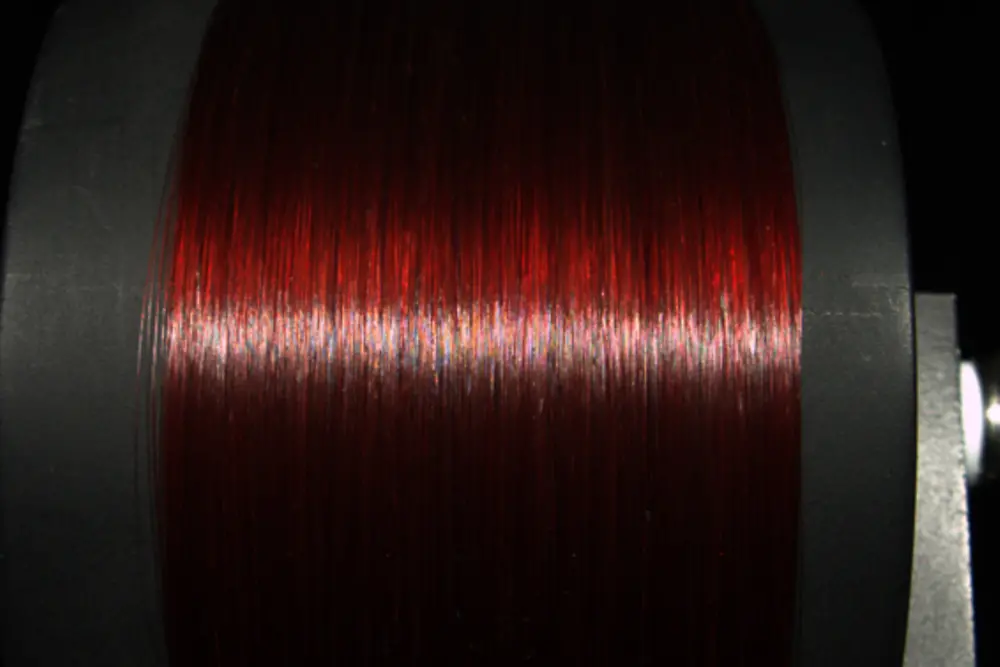 
Glanzmessung an gefärbten Haartressen