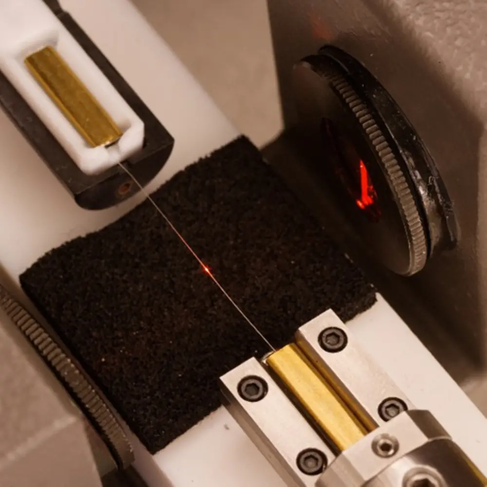 
Lasermessung der Haardicke