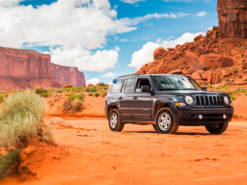 
FCA US LLC setzt bei der Produktion seiner Modelle Jeep Patriot, Jeep Compass, Dodge Dart und Chrysler 200 auf Lösungen von Henkel Adhesive Technologies.