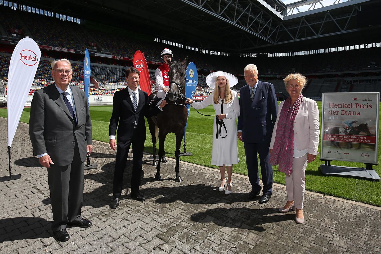 Nach der Auslosung der Startboxen in der Düsseldorfer Esprit-Arena