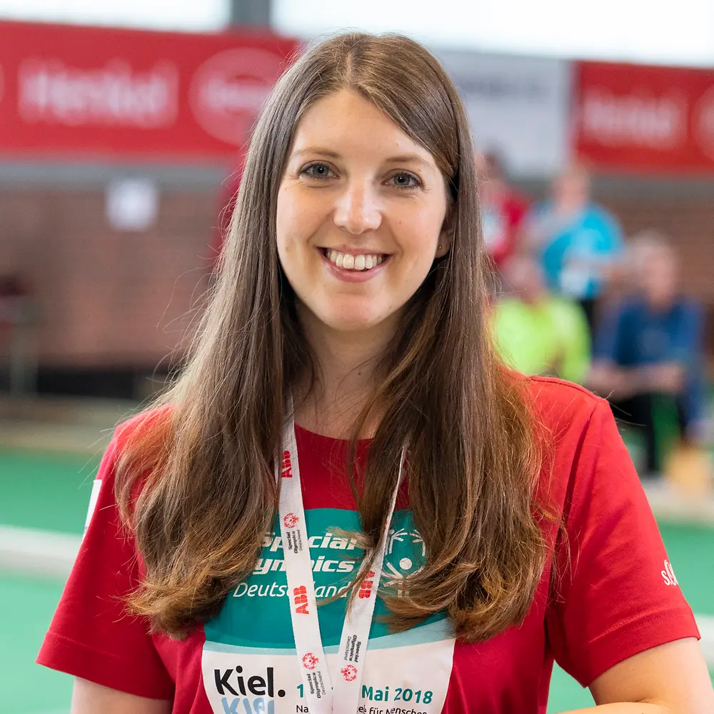 Yvonne Gottschlich, Henkel-Mitarbeiterin