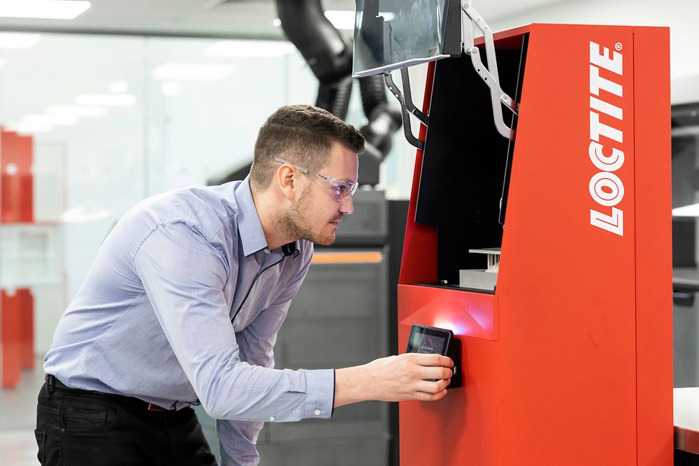 Im Innovations- und Interaktionszentrum von Henkel in Dublin wird mit Hilfe von Loctite-Materialien 3D-Druck betrieben.