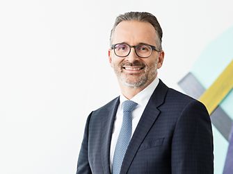 Carsten Knobel